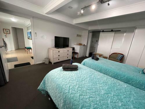 Beach & Bay Holiday Rental - Nelson Bay