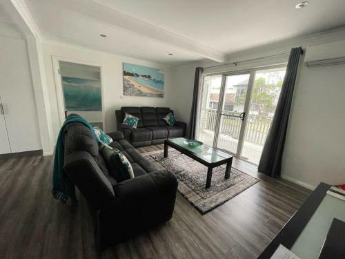 Beach & Bay Holiday Rental - Nelson Bay