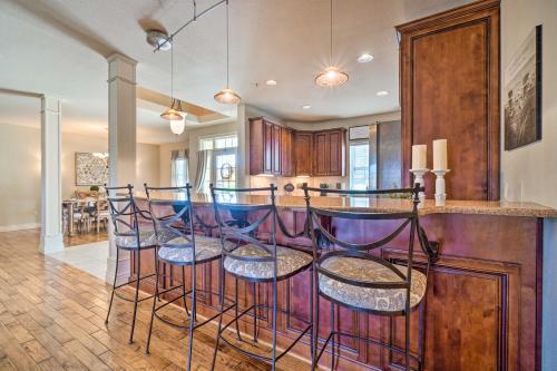 Stunning Branson Villa With On-site Golf Access