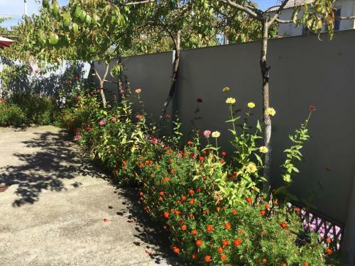 Hostal Guest House On Kharaniya