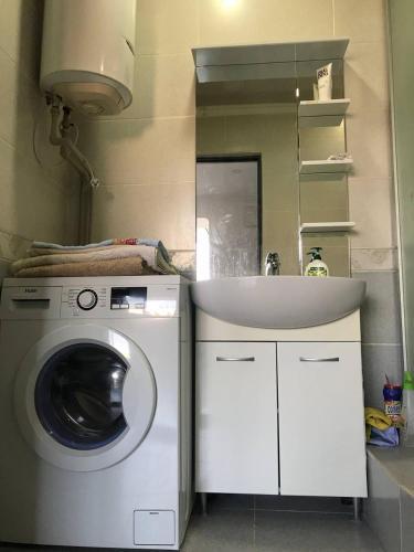 Apartamento 14-? ??????????, 32?, ???????: +7 771 257 62 53
