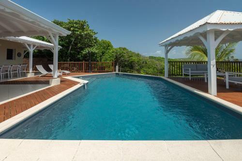 Villa Holidays - Piscine + Vue Sur Mer + Acc�s Randonn�e