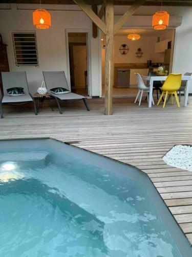 Apartamento Logement Soa?m, Piscine Et Terrasse Priv�e