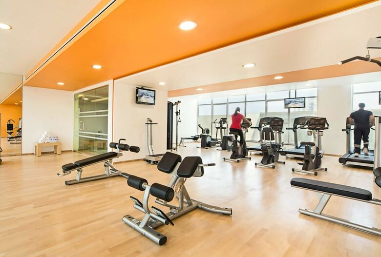 Al Khoory Executive Hotel, Al Wasl