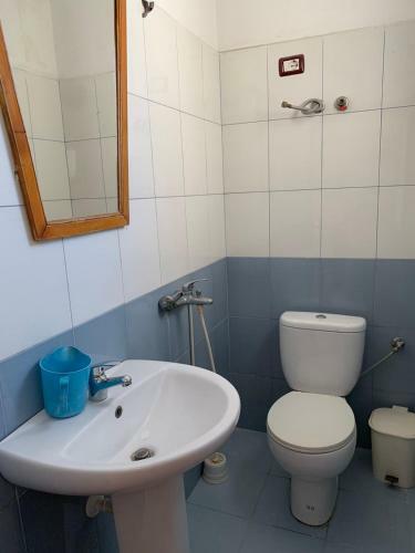 Hostal Guest House Begaj.m