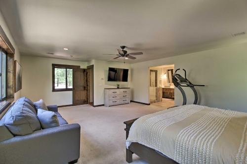Spacious Pinetop Cabin With Deck, Grill And Yard!