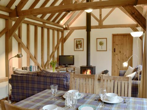 Rushfields Barn
