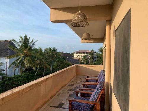 Apartamento Breezy African Inspired Two Bedroom Flat.