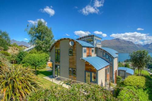Belfast Retreat - Views And Spa Pool