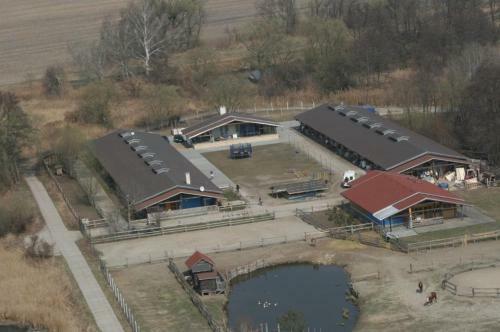 Hostal Banarka - Penzion, Camping, Caravan Park, Enduro
