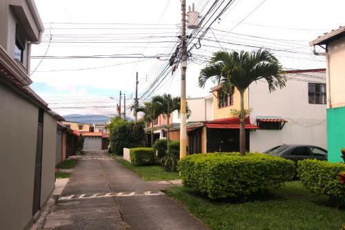 Bed & Breakfast F&m Guesthouse
