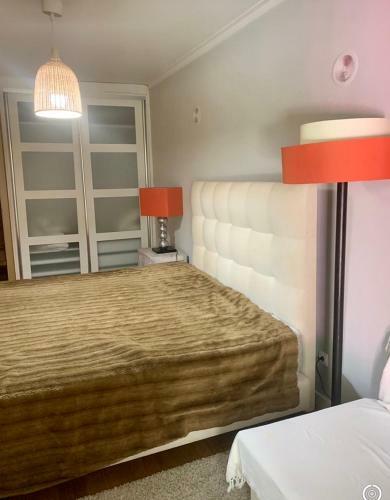 Unidade De Arrendamento T3 Em Moradia Com Piscina
