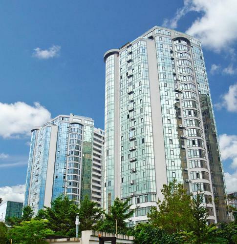 Arcadia Luxe Seaview Apartment