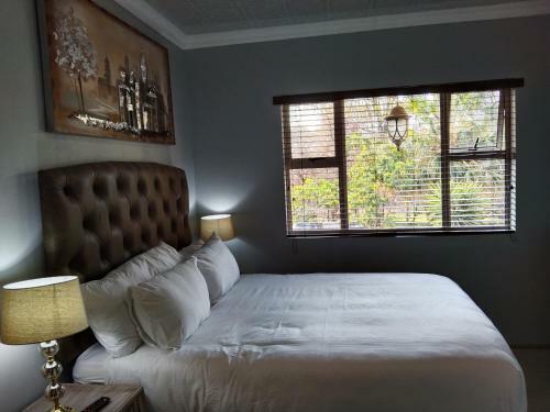 Hostal Menlyn Mews Guesthouse