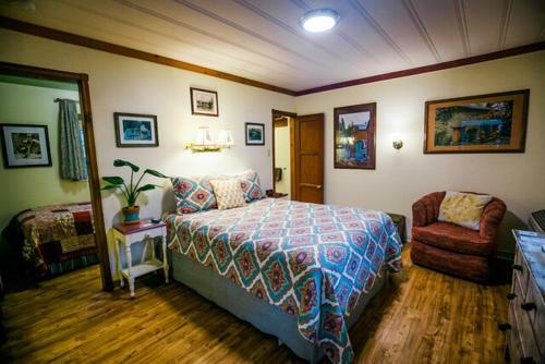 Motel Outside Inn