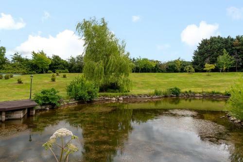 Beautiful Luxury Barn Conversion Rural Canterbury 3 Bed