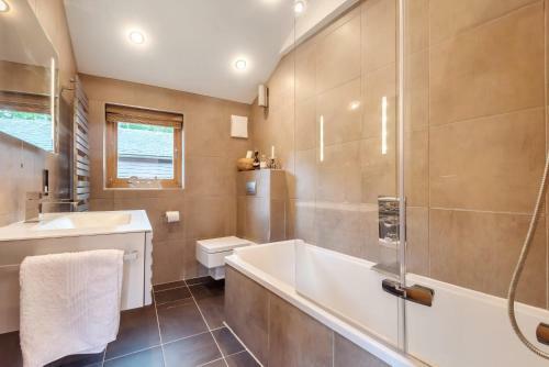 Beautiful Luxury Barn Conversion Rural Canterbury 3 Bed