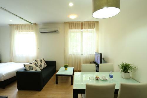 Song Hung Apartments