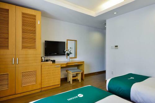 Aries Hotel