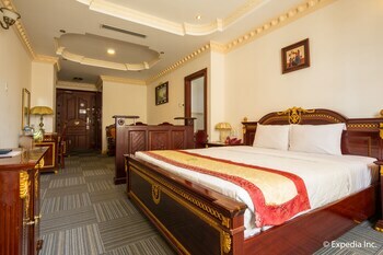 New Pacific Hotel