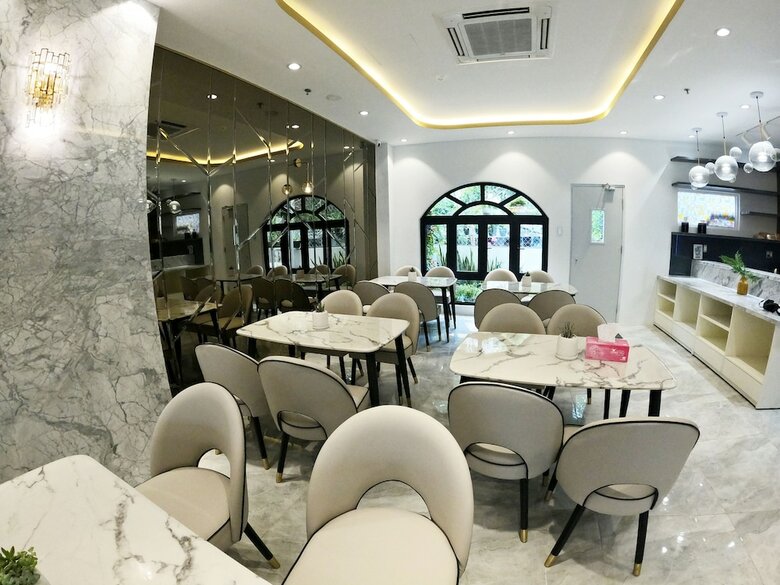 Dinh Phat Hotel