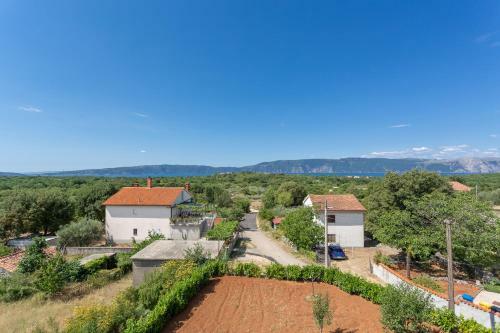 Gallery Apartment In Skrbcici (krk)