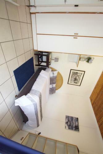 Hostal At Cheryl's Guesthouse