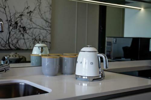 Ellipse Executive Apartment - Green