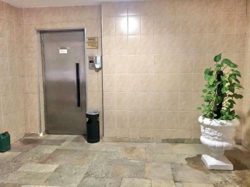 Apartamento Lindo Apto Com Varanda E Vista Para O Mar 2 Dorm