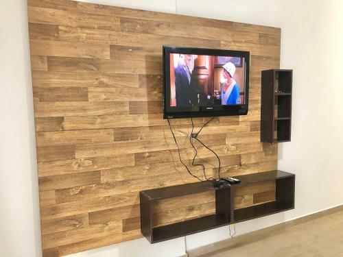 Apartamento Lindo Apto Com Varanda E Vista Para O Mar 2 Dorm