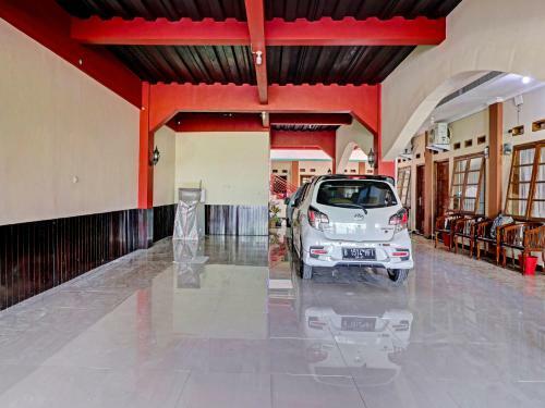 Hotel Oyo 91480 Putridapisa Syariah