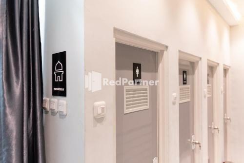 Hotel Capsule Inn Antasari Redpartner