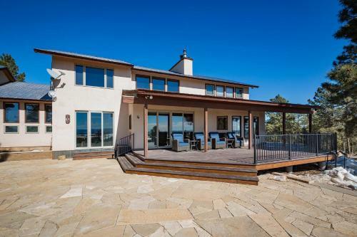 1350 Rincon Ridge Road