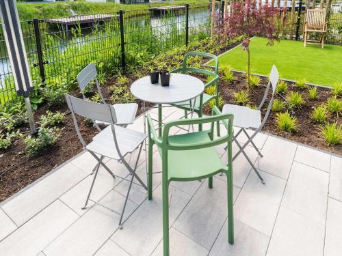Spacious Holiday Home In Zeewolde With Garden