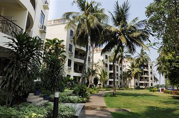 Aparthotel Riverside Serviced Apartments