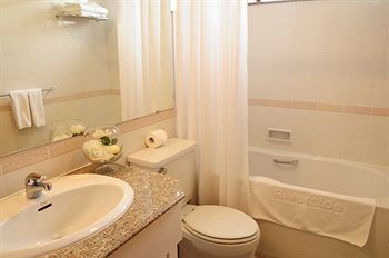 Aparthotel Riverside Serviced Apartments