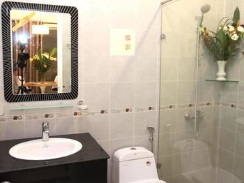 Had Apartment - Nguyen Dinh Chinh