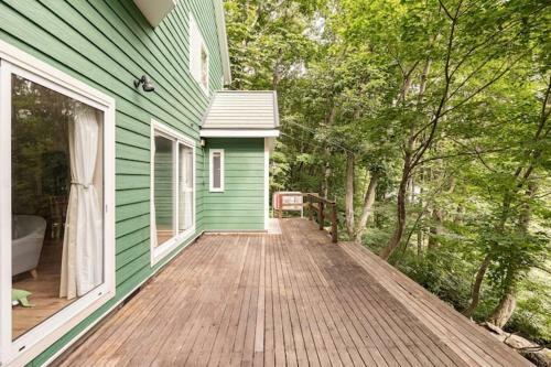 Green Lodge
