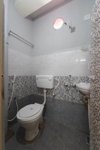 Hotel Maahi Stays