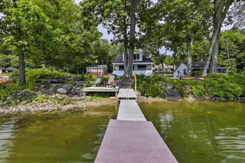 Lakefront Cottage With Covered Porch And Dock!