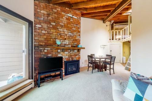 Hotel Treehouse Loft Condo