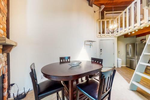 Hotel Treehouse Loft Condo