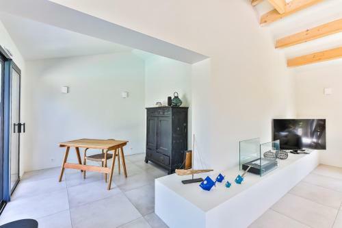 Tr�s Jolie Maison Familiale Avec Piscine