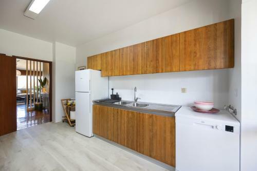 Sublime Apartment Next To The Sea
