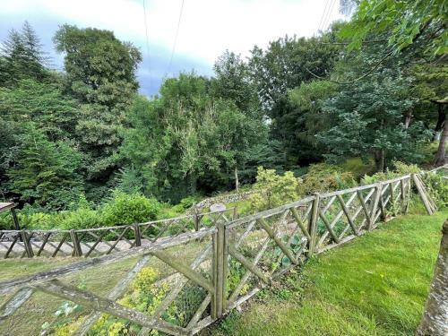 Pass The Keys Beautiful 2br Converted Mill - Idyllic Location
