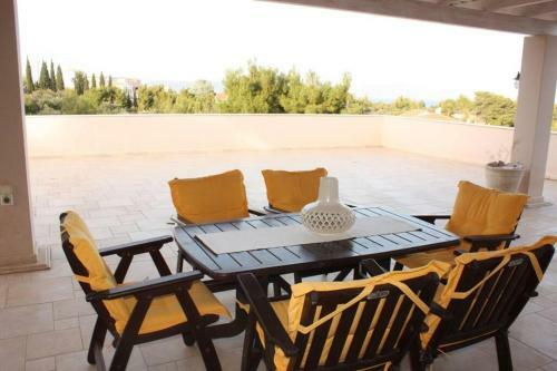 Apartamento Sea View ?aisonette With Shared Pool