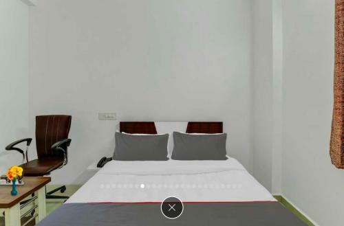 Oyo 92166 Hotel Vijit Palace