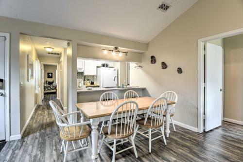 Panama City Bungalow Less Than 2 Mi To Water Access!