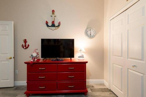 Spacious Home W/ Heated Pool, Game & Bunk Room!