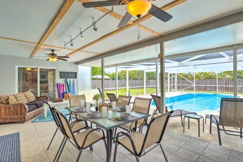 Sunny Tropical Landing Home With Private Pool